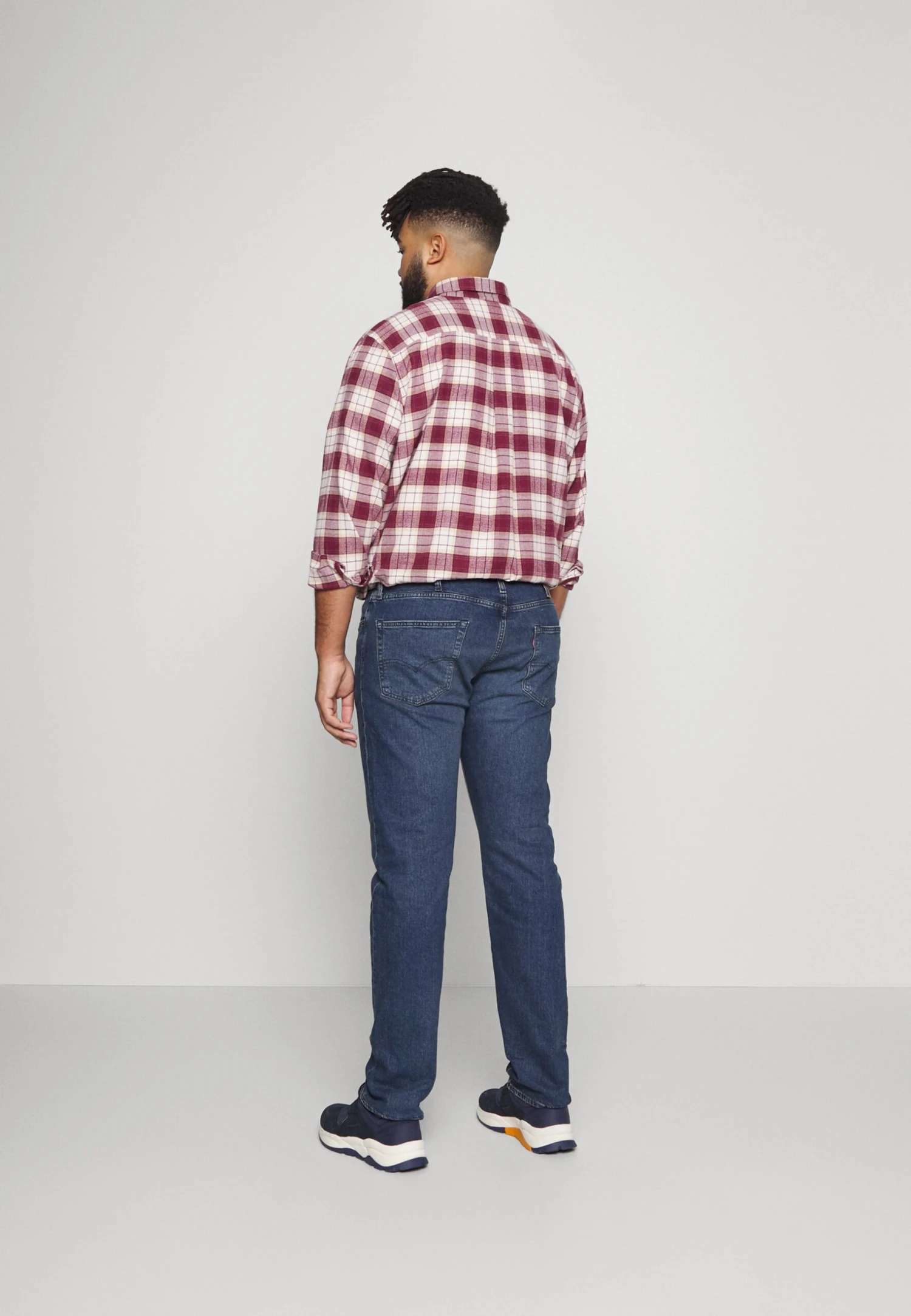 Levi's® Plus Vaqueros Tapered - Dark Blue Denim 3 Levi's® Plus Vaqueros Tapered - Dark Blue Denim - Imagen 3