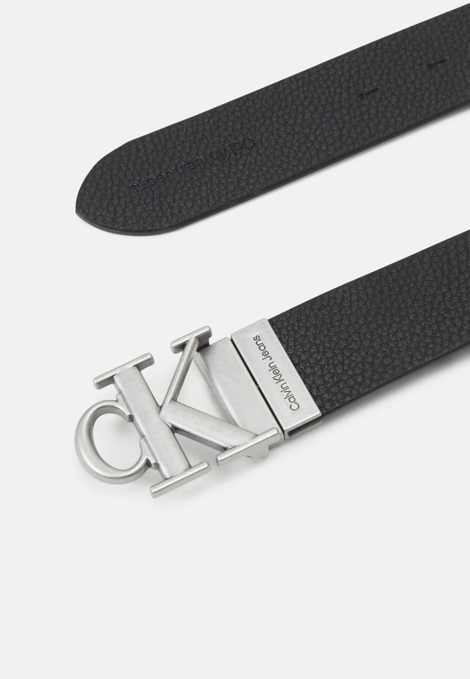 Calvin Klein Jeans Round Monogram - Cinturón - Black/Bitter Brown 3 Calvin Klein Jeans Round Monogram - Cinturón - Black/Bitter Brown - Imagen 3