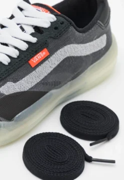 Vans Evdnt Ultimatewaffle Unisex - Zapatillas - Black/Grey -Fuerza PUMA fa3132973af348c8bdc54b13e38ec1b1 scaled